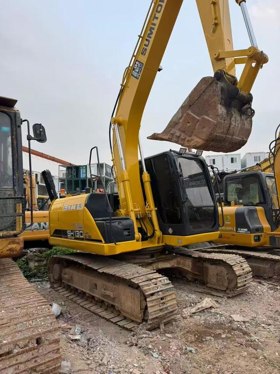 Buy Sumitomo SH130-3 Used Excavator / 1