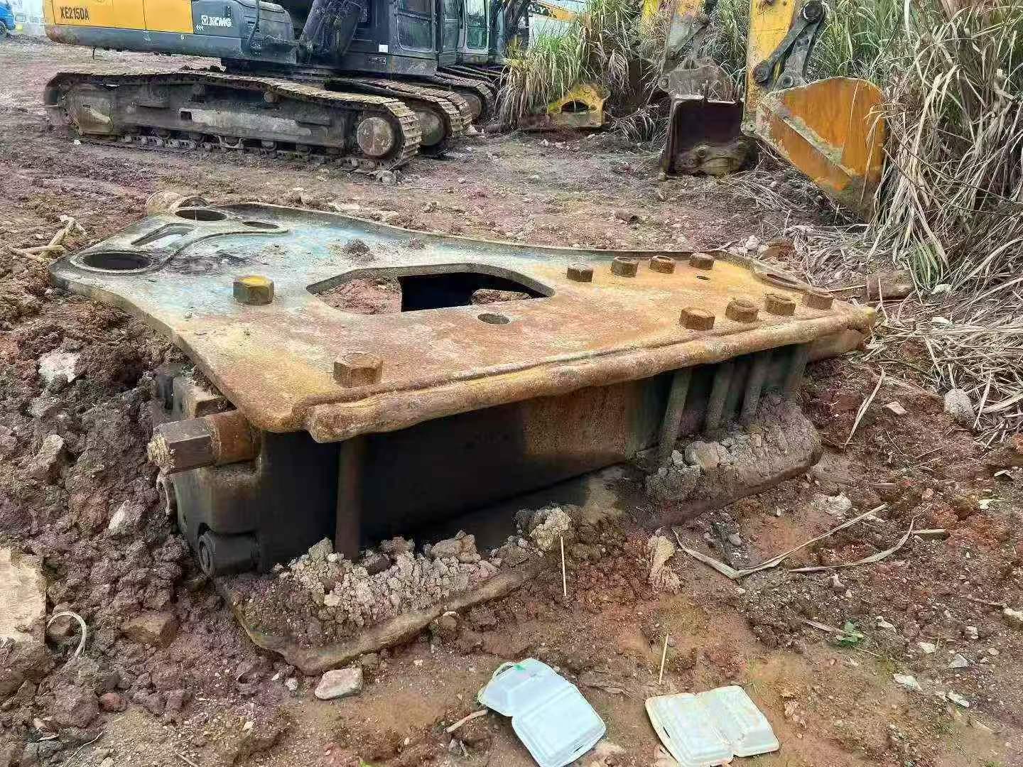 Buy XCMG XE700C Used Excavator / 4