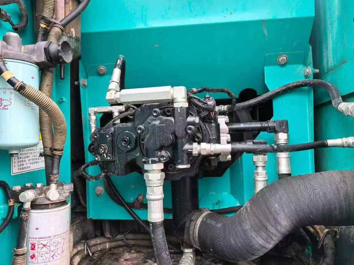 Buy Kobelco SK130 Used Excavator / 1