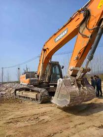 Buy Doosan DX380 Used Excavator / 4 Buy Doosan DX380 Used Excavator / 4
