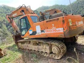 Buy Doosan DH300-7 Used Excavator / 9 Buy Doosan DH300-7 Used Excavator / 9