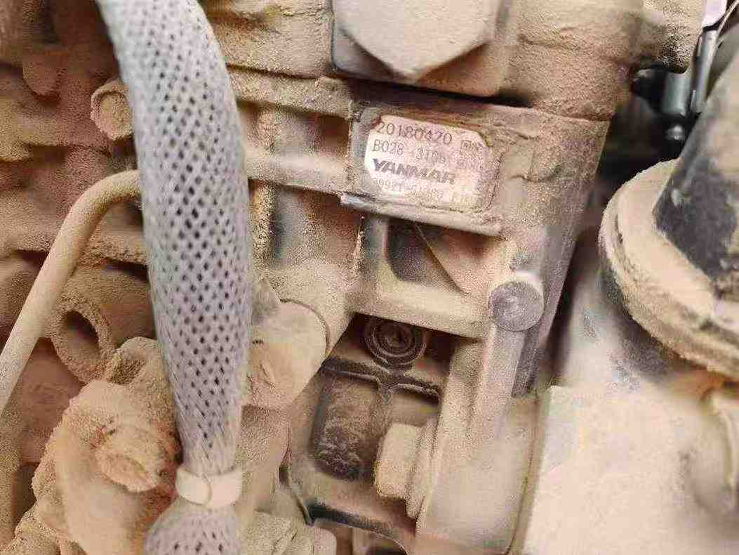 Buy Hyundai HX60 Used Excavator / 4