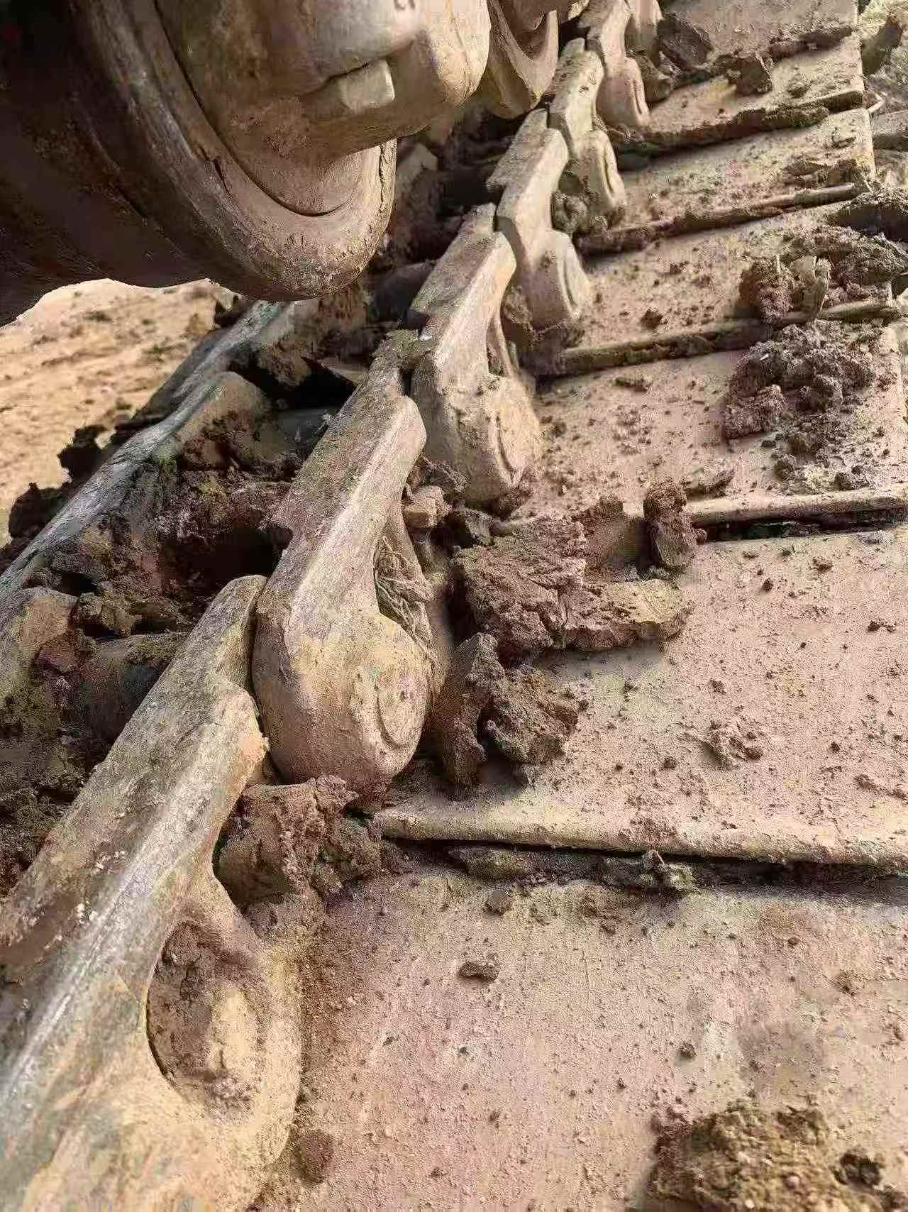 Buy Doosan DH220-3 Used Excavator / 6