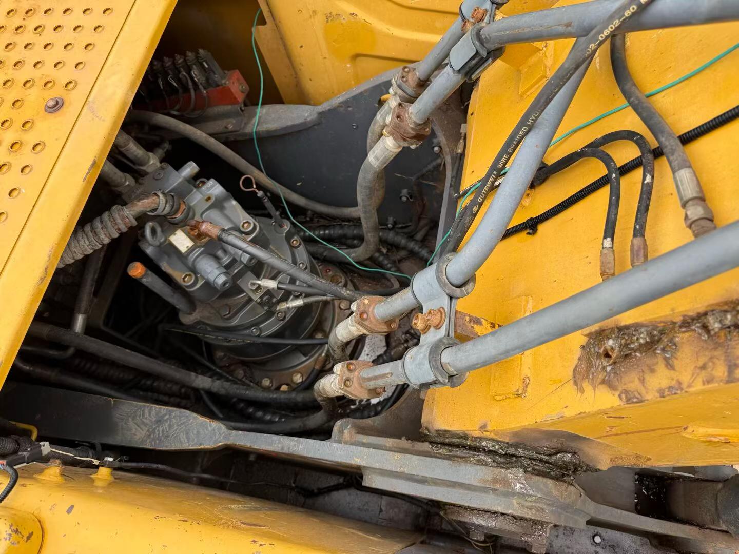 Buy XCMG XE200 Used Excavator / 7