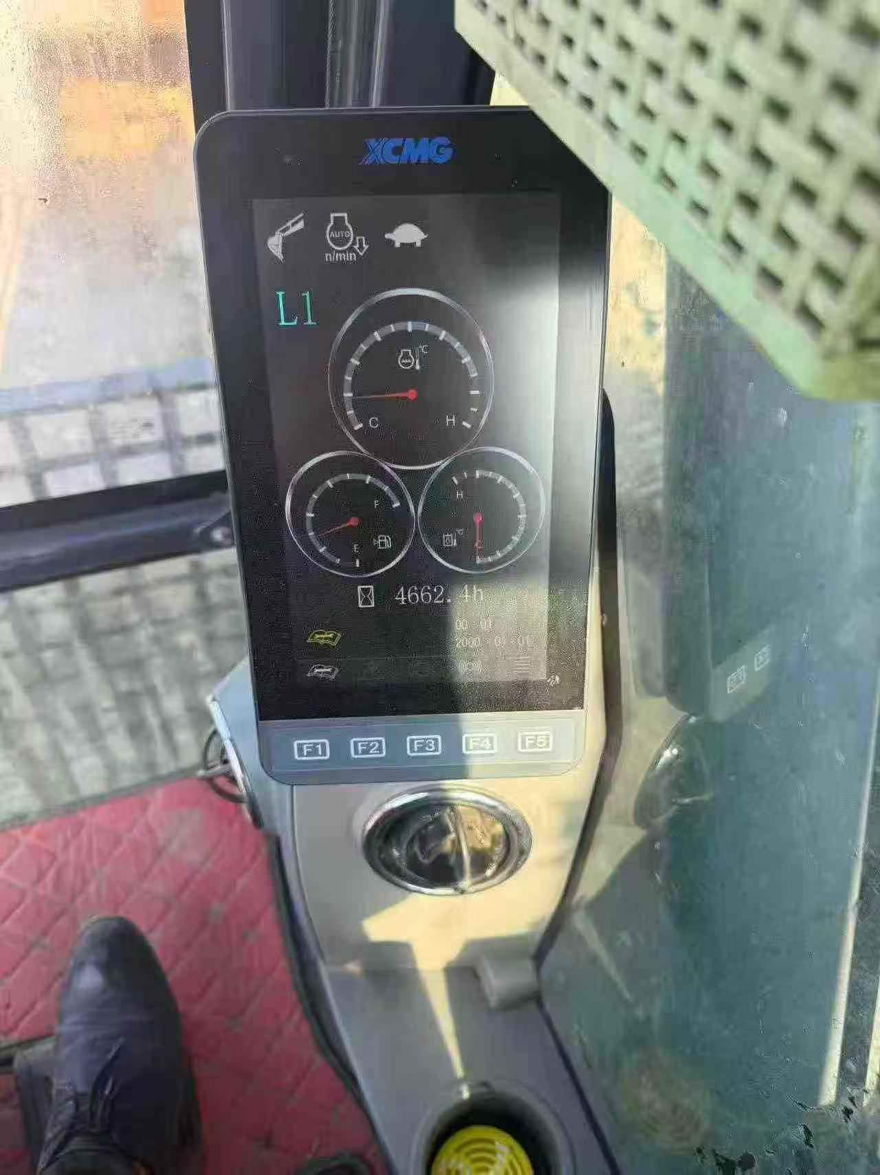 Buy XCMG XE270DK Used Excavator / 7