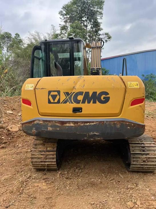 Buy XCMG XE75C Used Excavator / 1