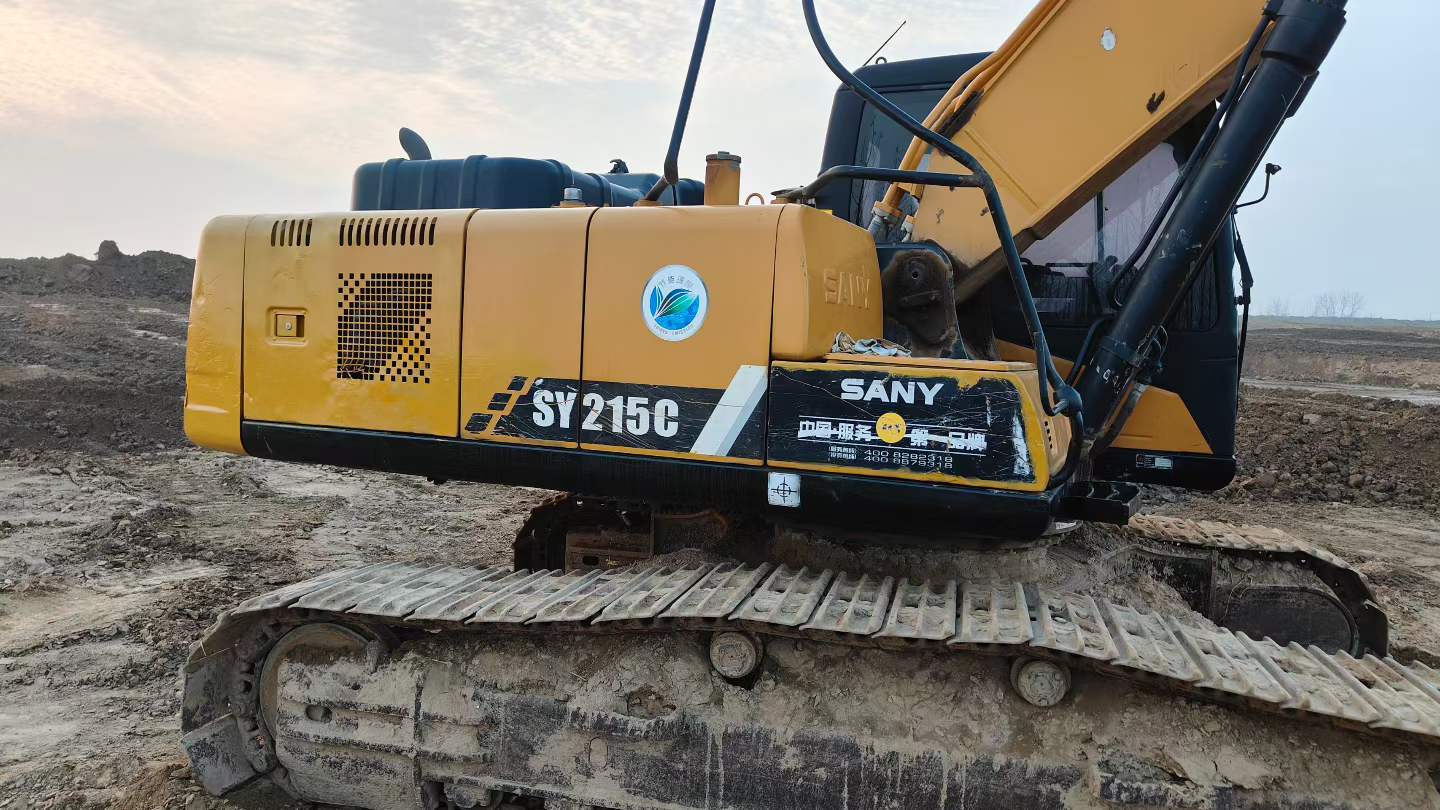 Buy Sany SY215C-8 Used Excavator / 2