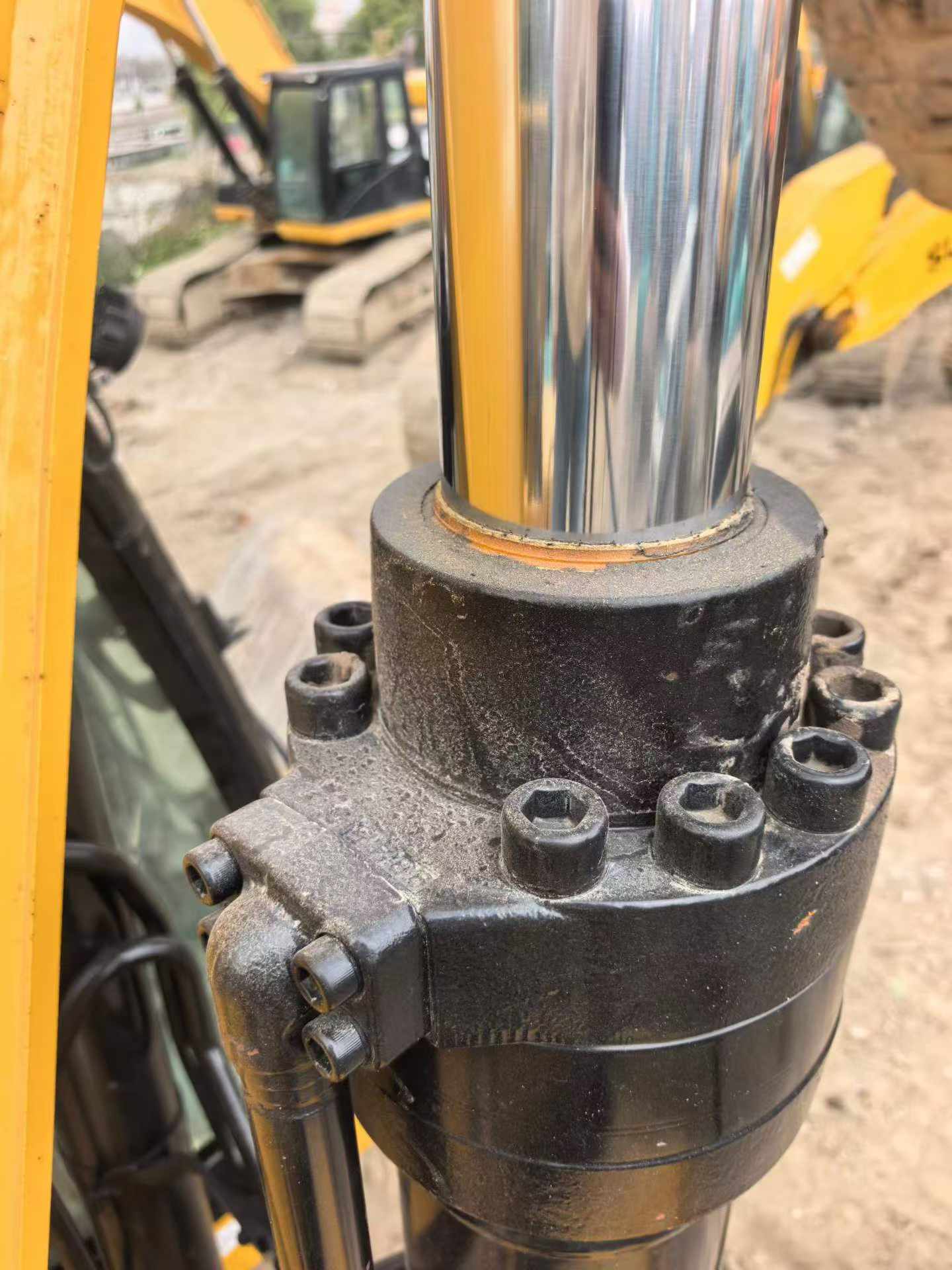 Buy Caterpillar 336E Used Excavator / 4