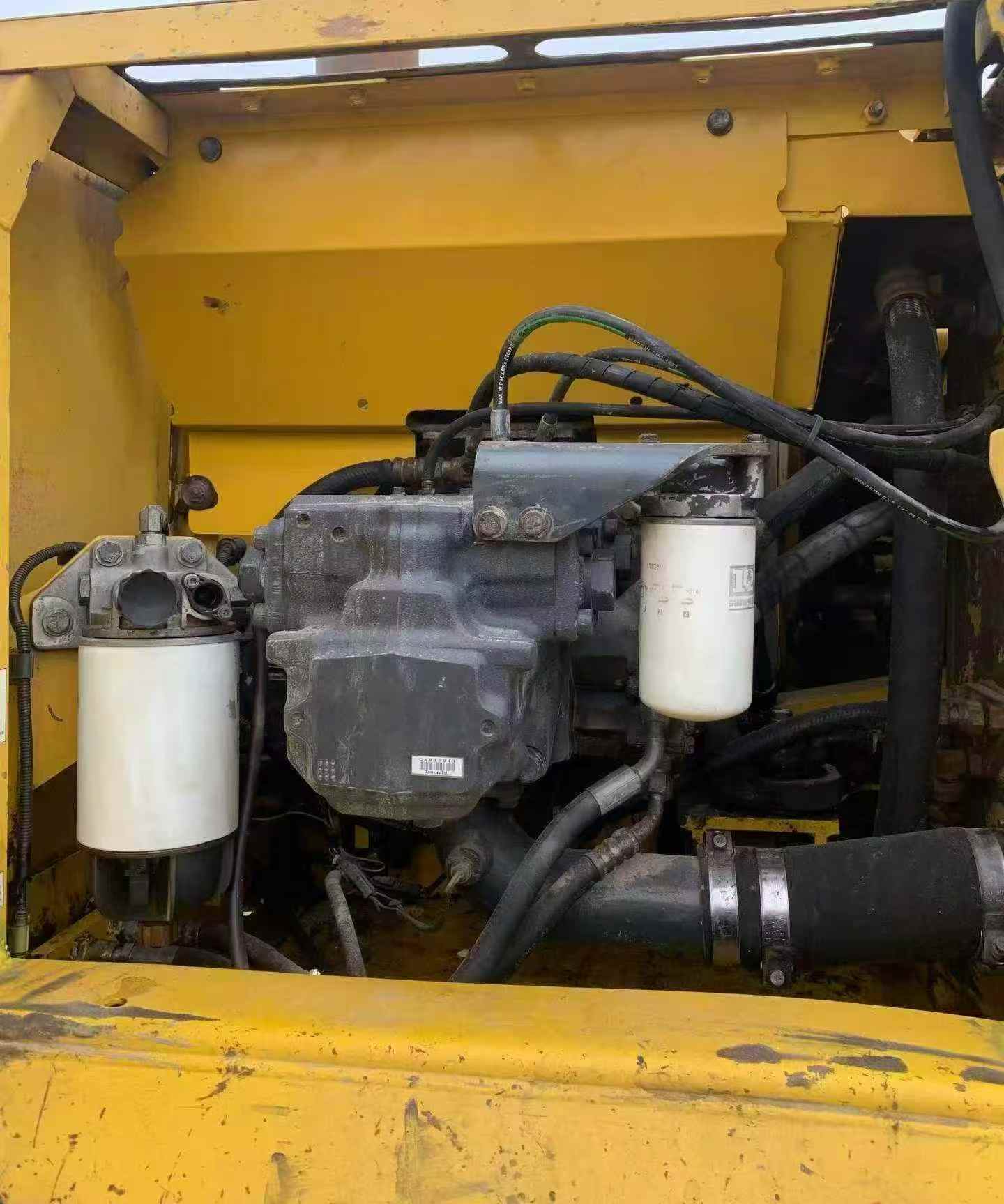 Buy Komatsu PC210LC-8 Used Excavator / 3