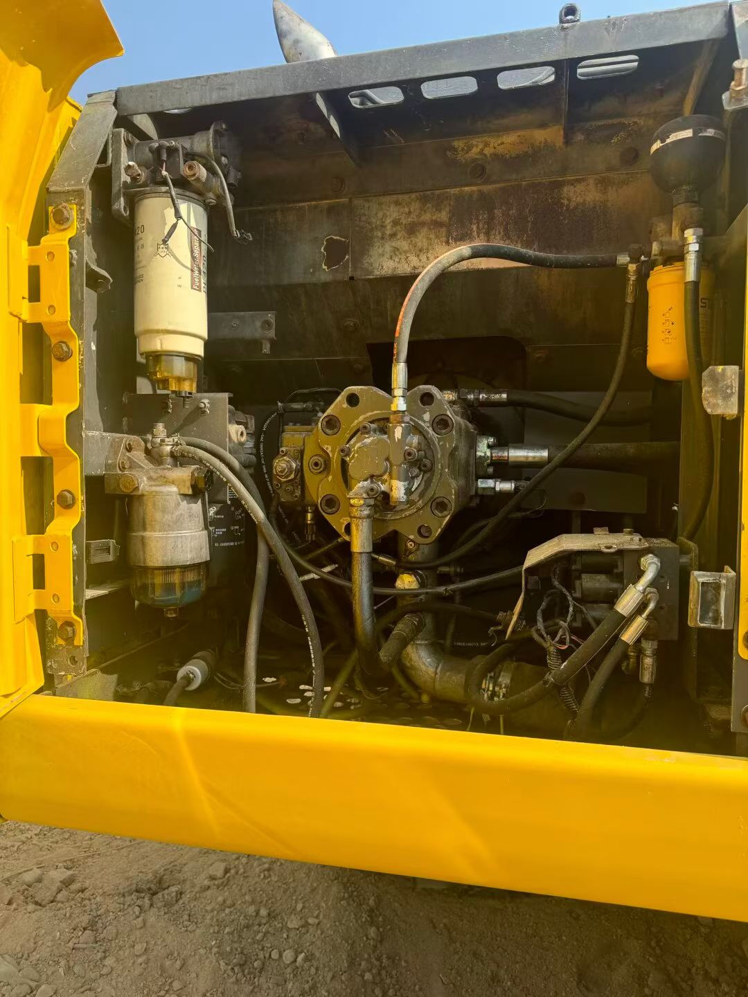 Buy Sumitomo SH200A5 Used Excavator / 7