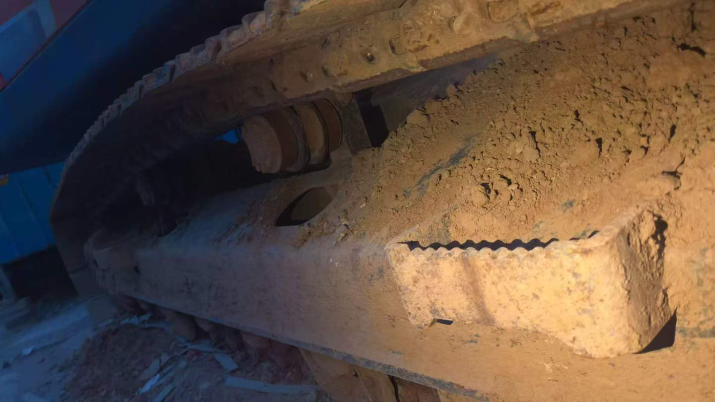 Buy Doosan DH225-9 Used Excavator / 5