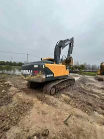 Buy Hyundai R215-7 Used Excavator / 2 Buy Hyundai R215-7 Used Excavator / 2
