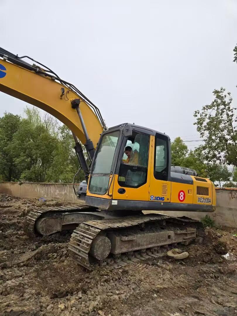 Buy XCMG XE200 Used Excavator / 3