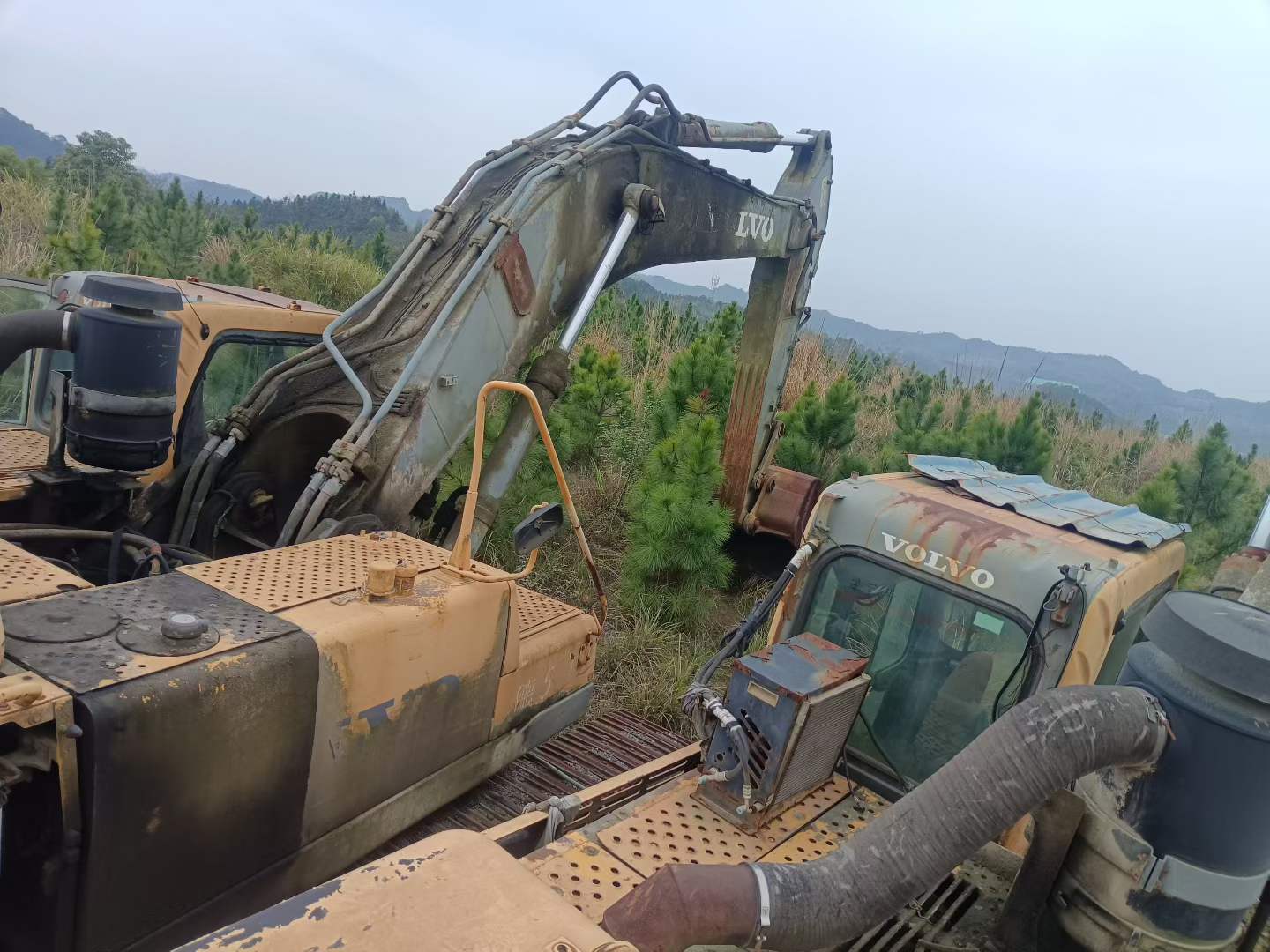 Buy Volvo EC460 Used Excavator / 4