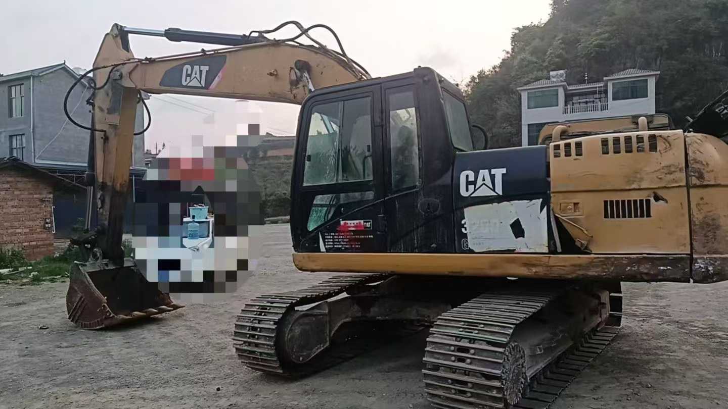 Buy Caterpillar 320D Used Excavator / 2