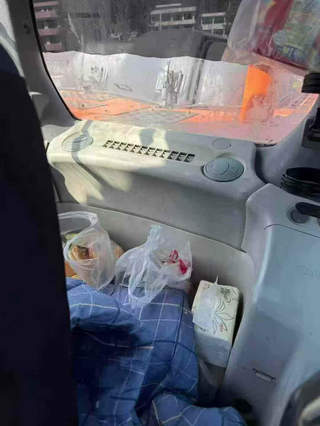 Buy Hitachi ZX240 Used Excavator / 9