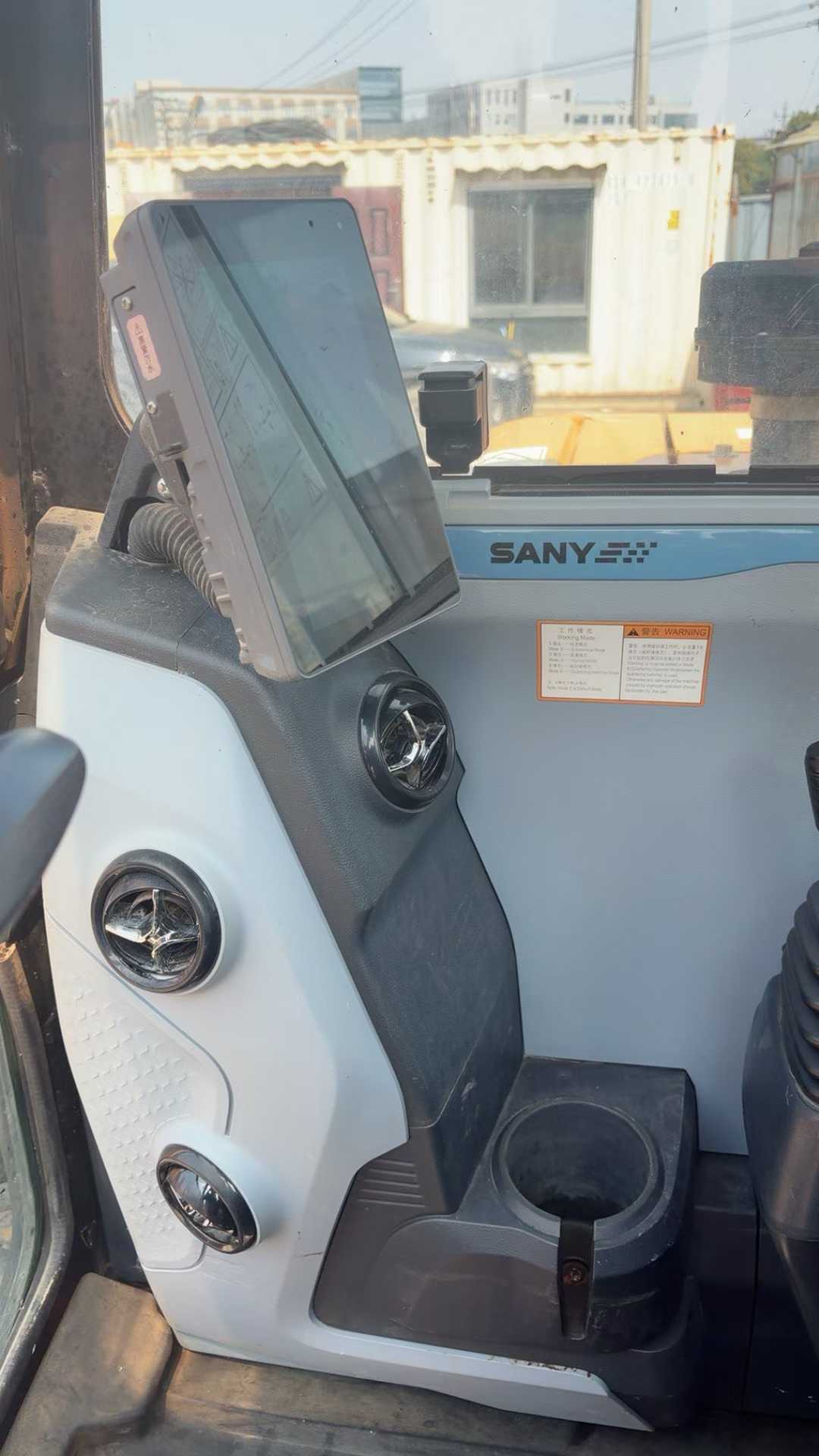 Buy Sany SY55 Used Excavator / 9