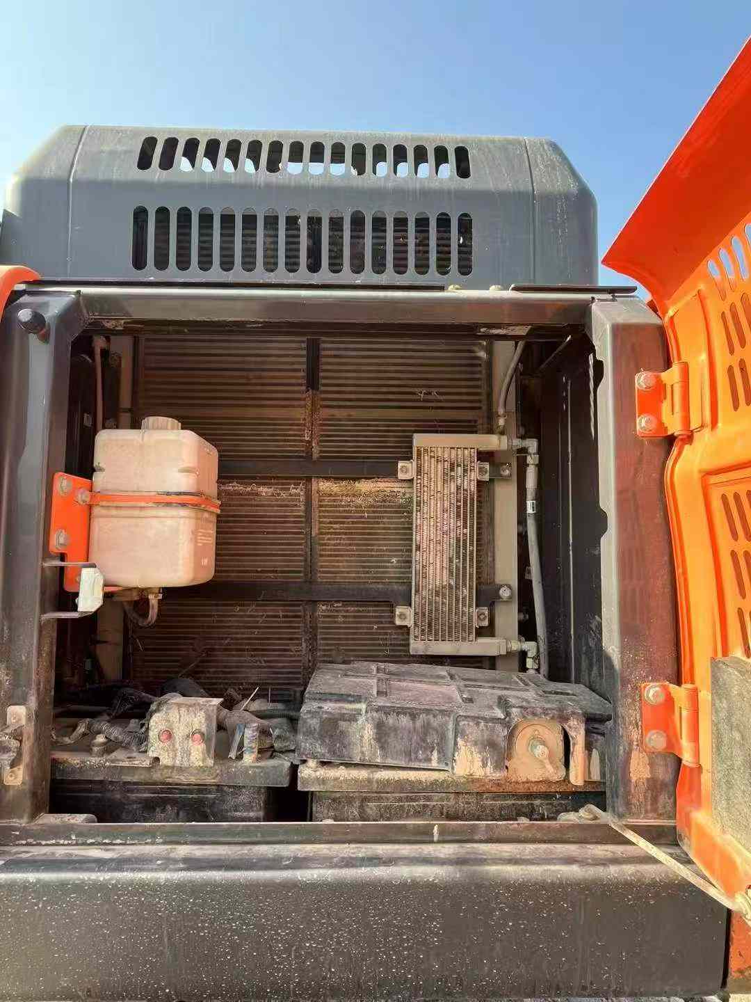 Buy Doosan DH420LC-7 Used Excavator / 8