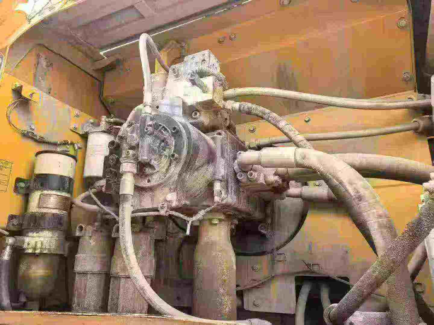 Buy Sany SY650H Used Excavator / 6