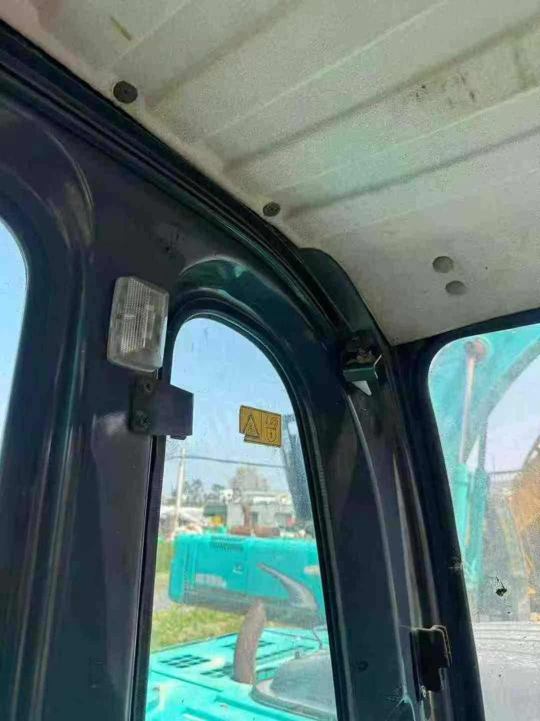 Buy Kobelco SK130 Used Excavator / 4