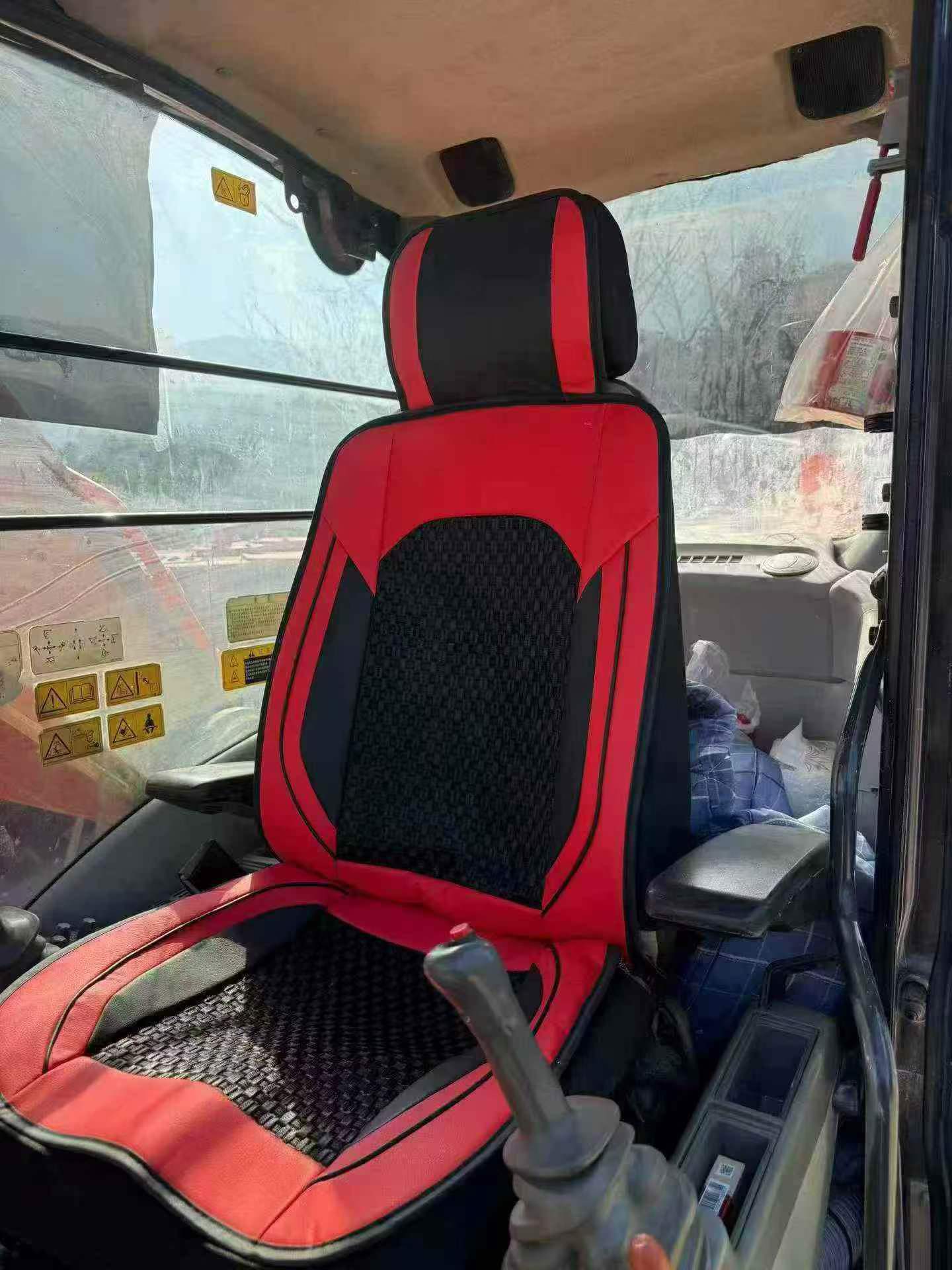 Buy Hitachi ZX240 Used Excavator / 7