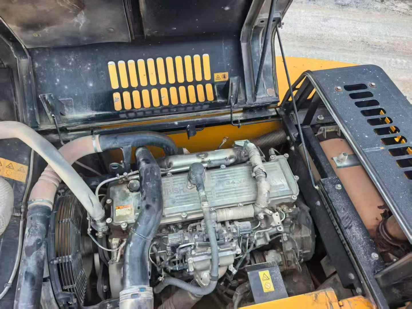 Buy Kato HD1430 Used Excavator / 4