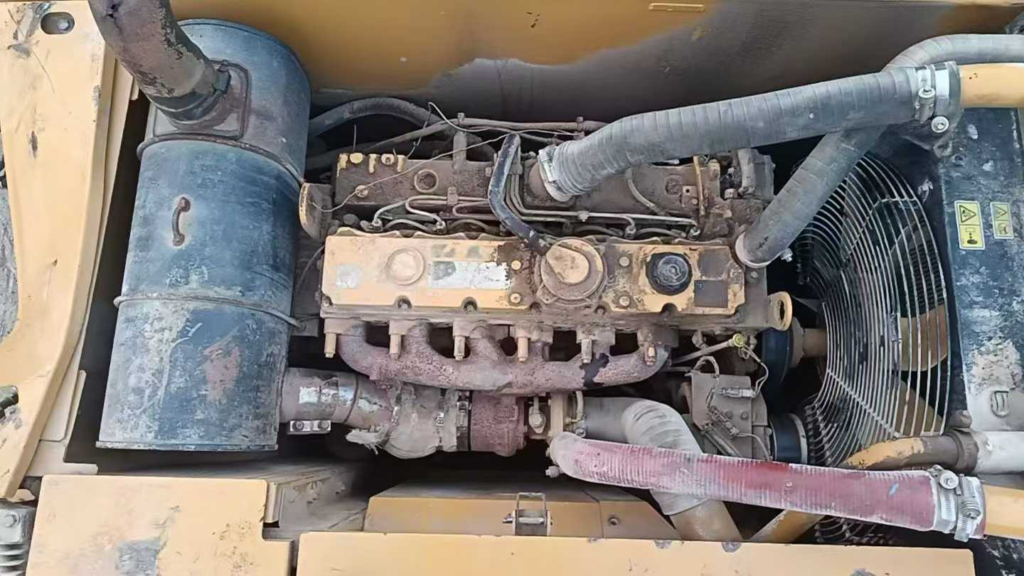 Buy Caterpillar 320D Used Excavator / 4