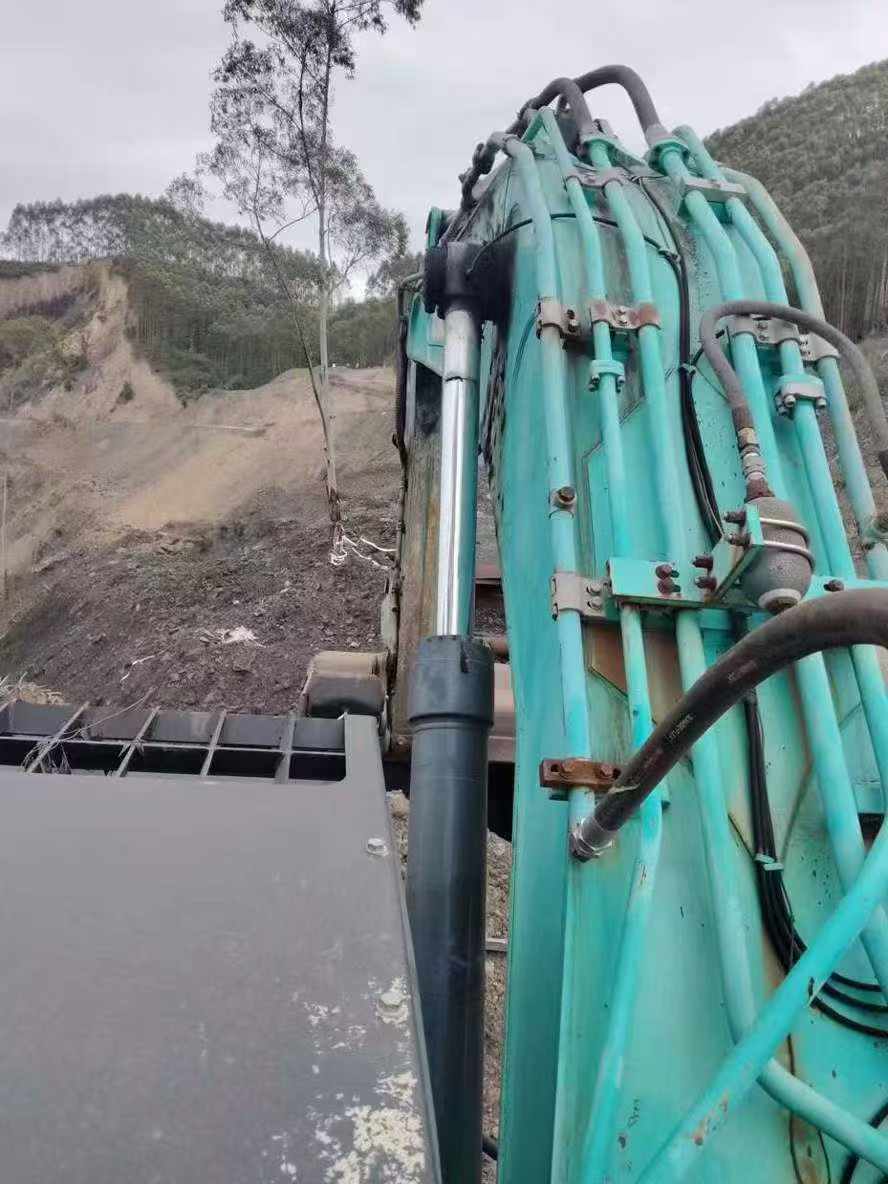 Buy Kobelco SK495D-8 Used Excavator / 8