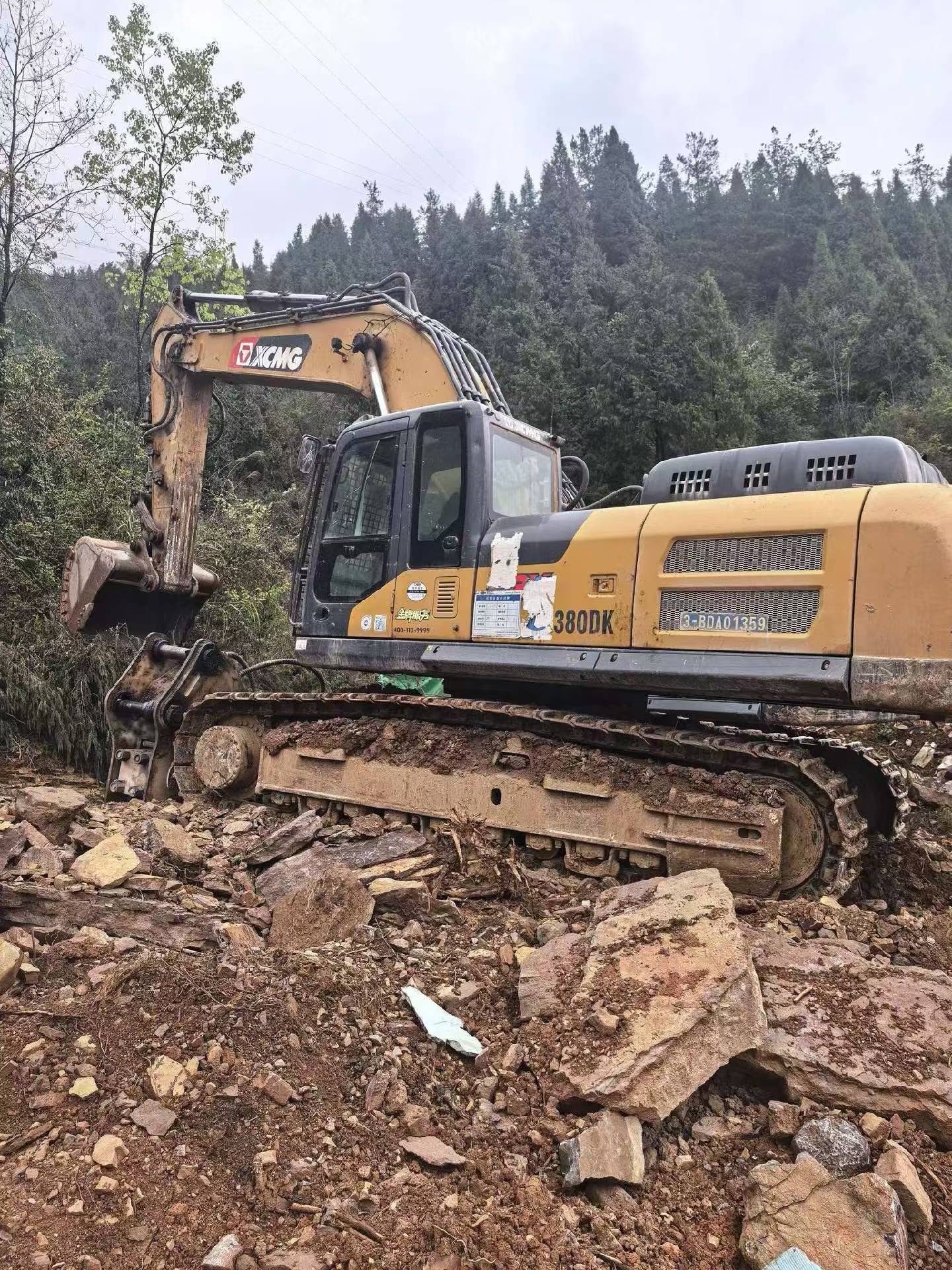 Buy XCMG XE380K Used Excavator / 4