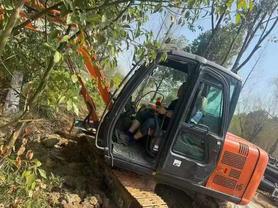 Buy Hitachi ZX60-5A Used Excavator / 5 Buy Hitachi ZX60-5A Used Excavator / 5