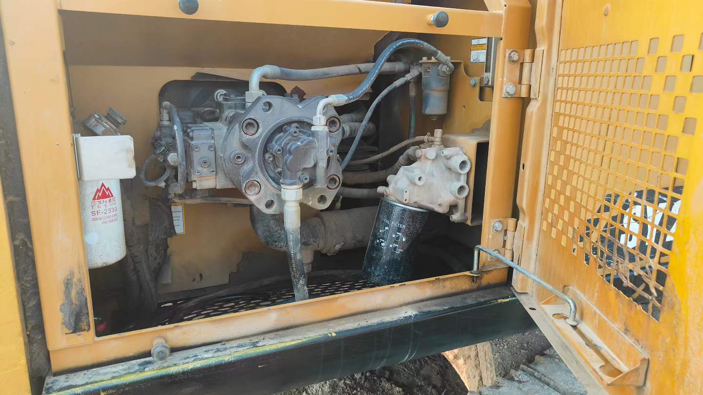 Buy Sany SY215C-8 Used Excavator / 6