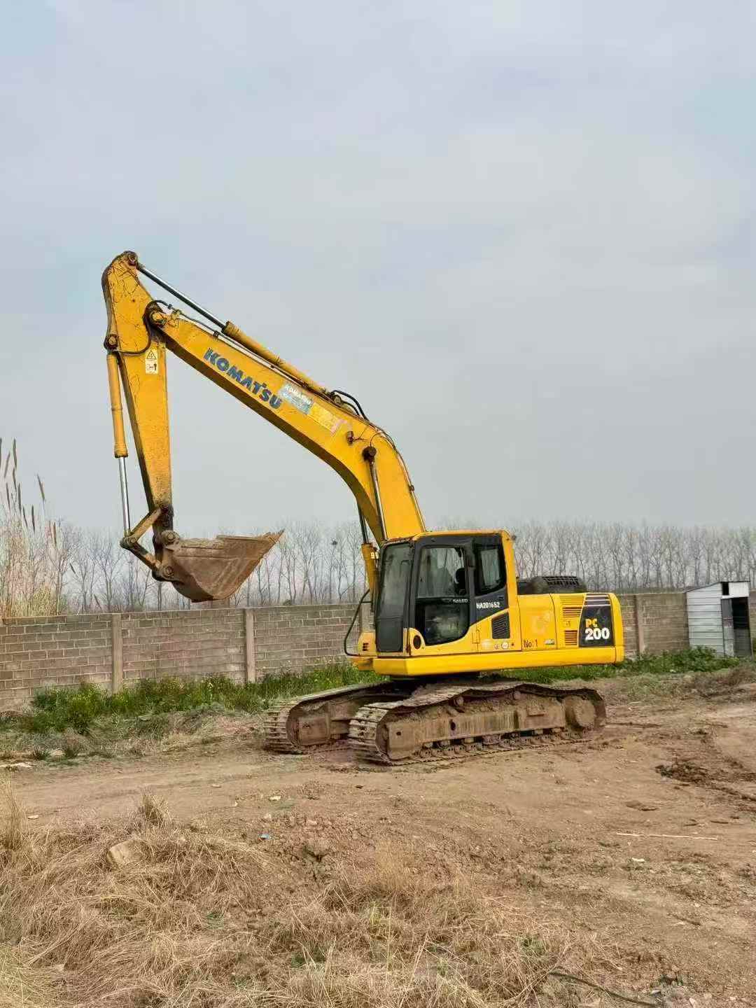 Buy Komatsu PC200-8 Used Excavator / 5