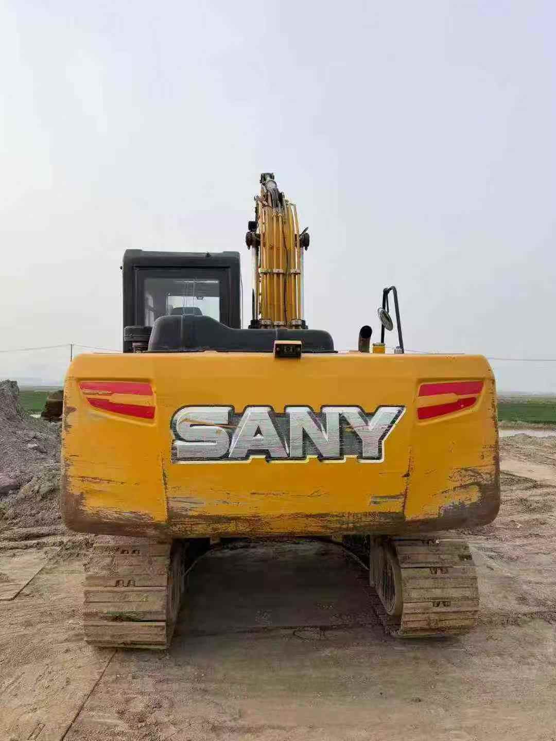Buy Sany SY135 Used Excavator / 3