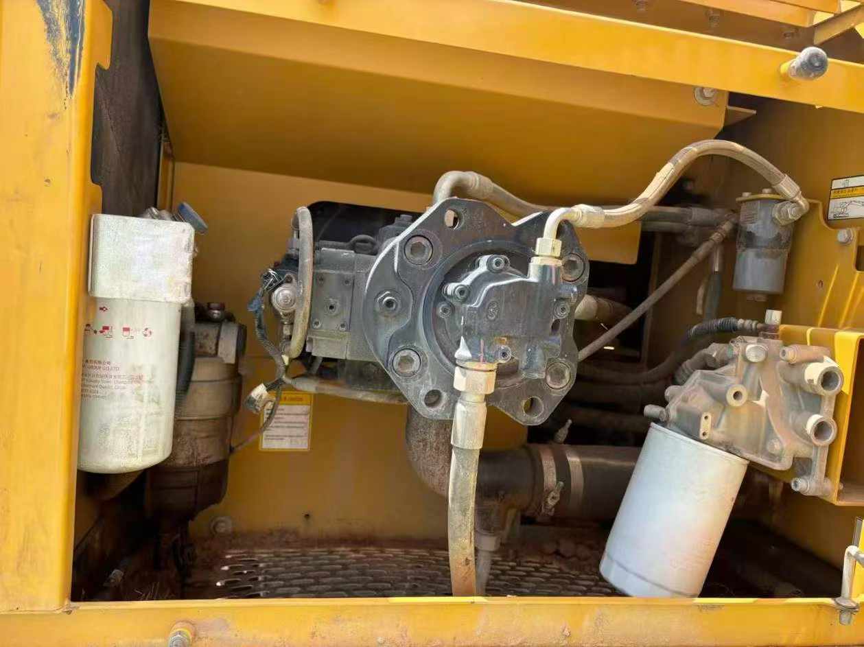 Buy Sany SY215C-8 Used Excavator / 5