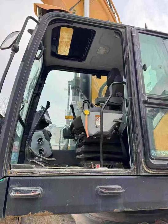 Buy Sany SY650H Used Excavator / 1