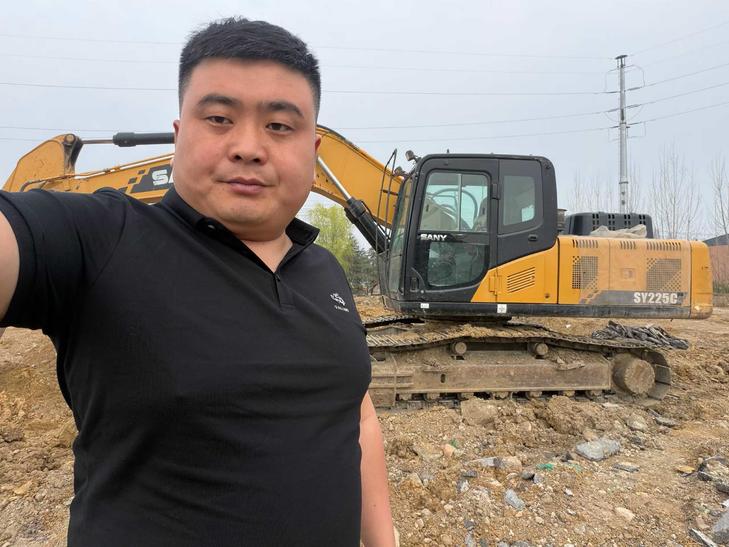 Buy Sany SY205C Used Excavator / 1