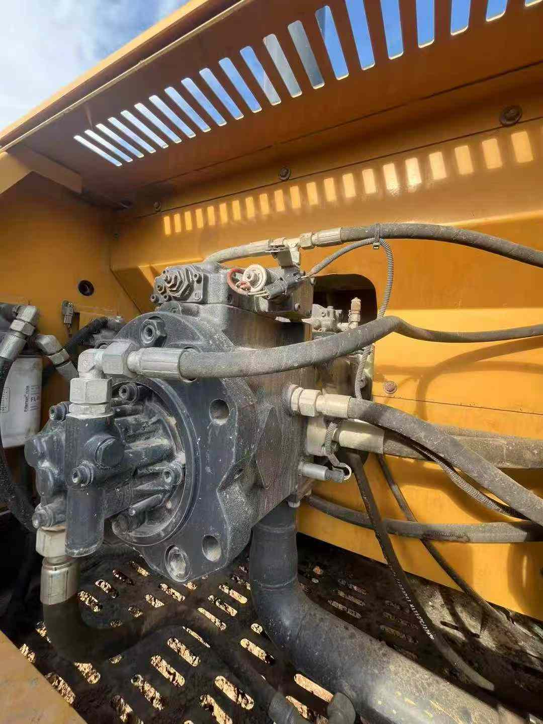 Buy XCMG XE370 Used Excavator / 6