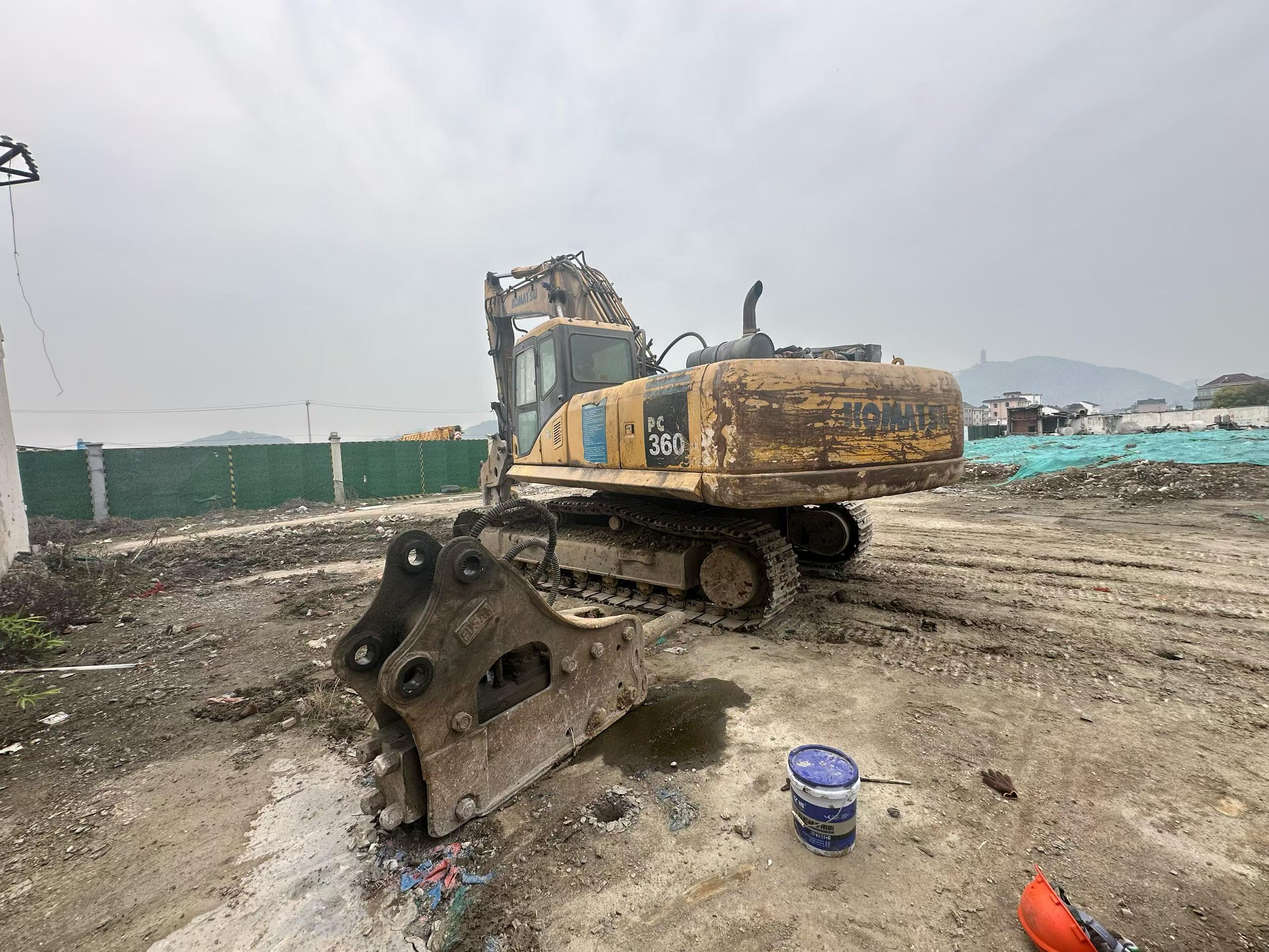 Buy Komatsu PC360-7 Used Excavator / 4