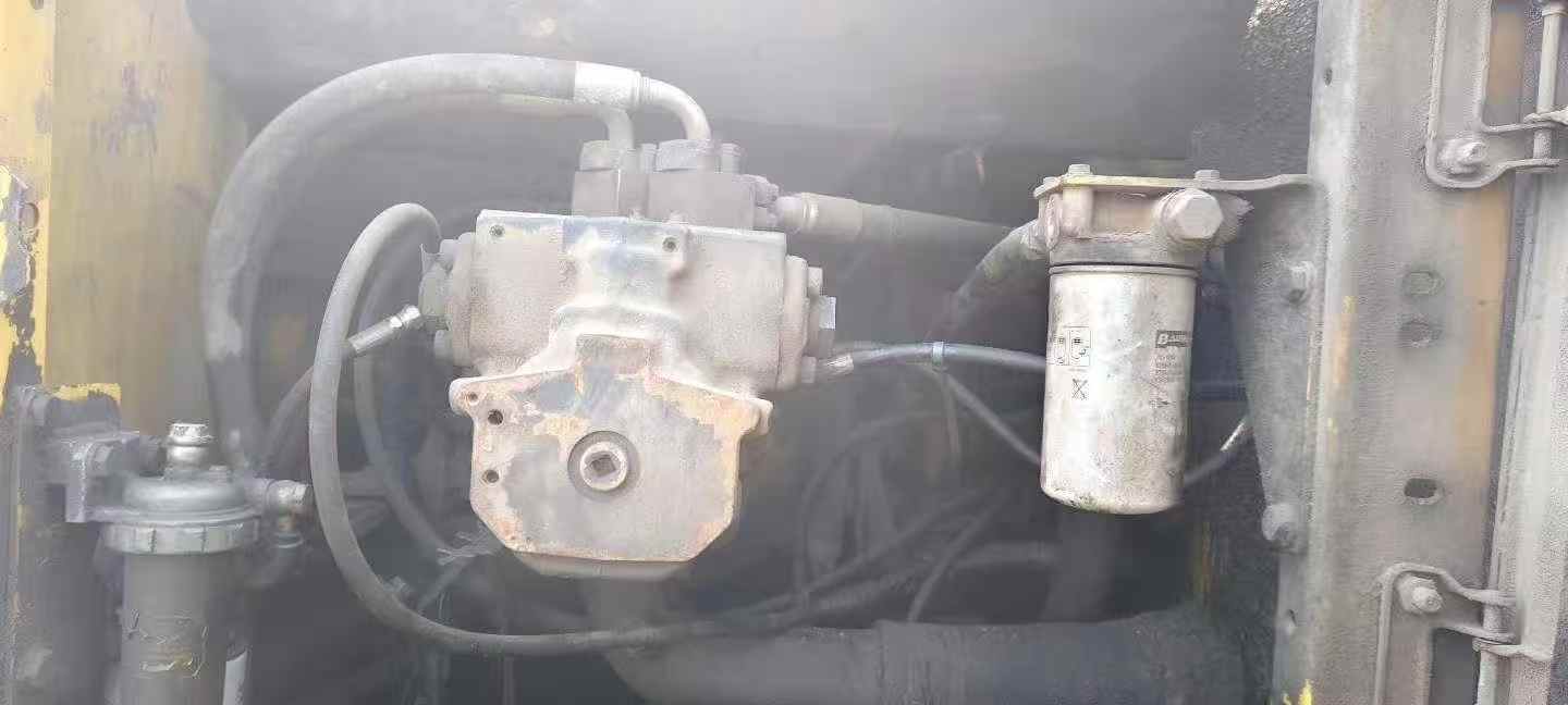 Buy Komatsu PC200-7 Used Excavator / 7