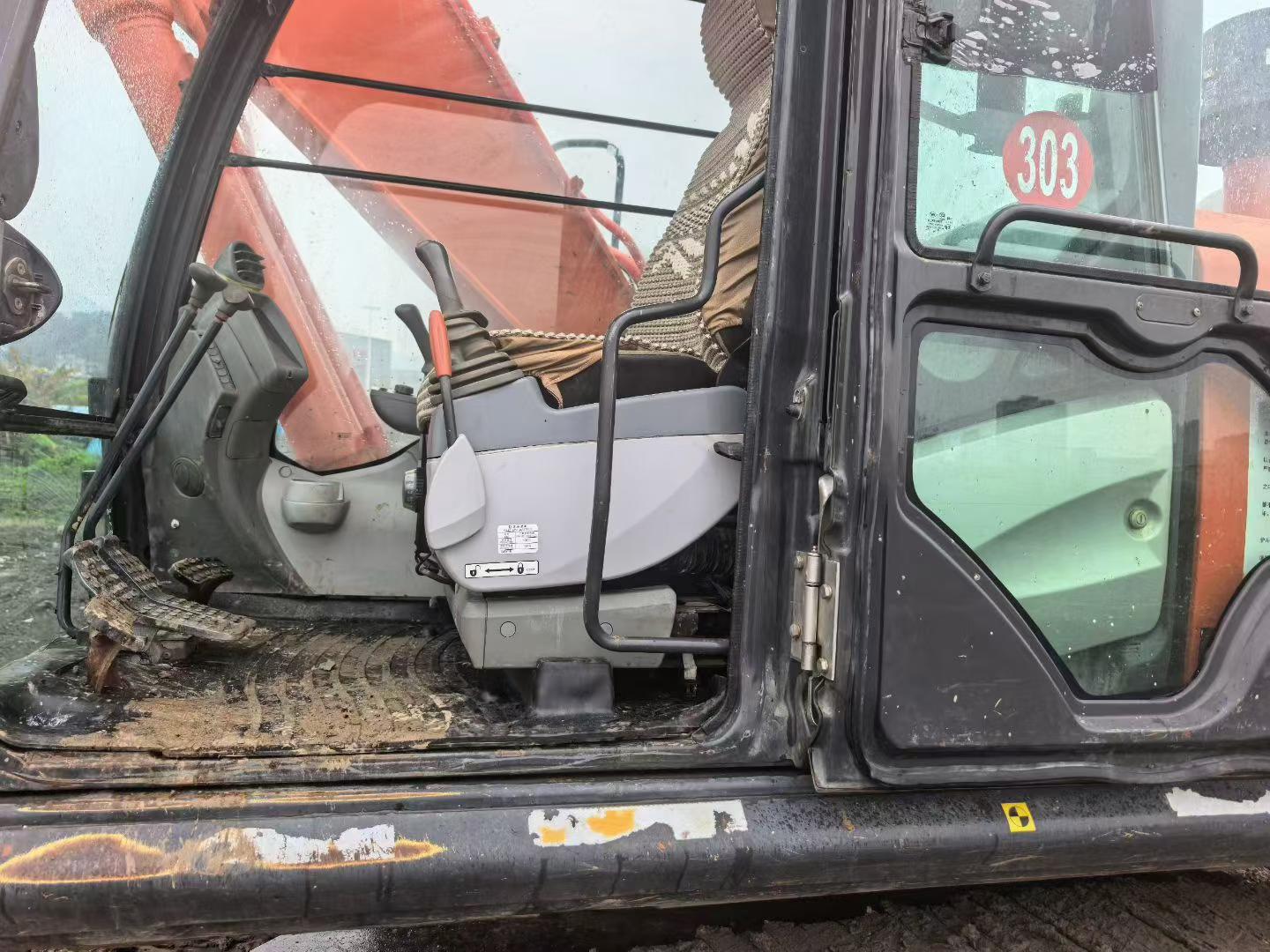 Buy Hitachi ZX260-3G Used Excavator / 9