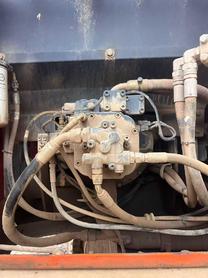 Buy Doosan DH215-7 Used Excavator / 4 Buy Doosan DH215-7 Used Excavator / 4