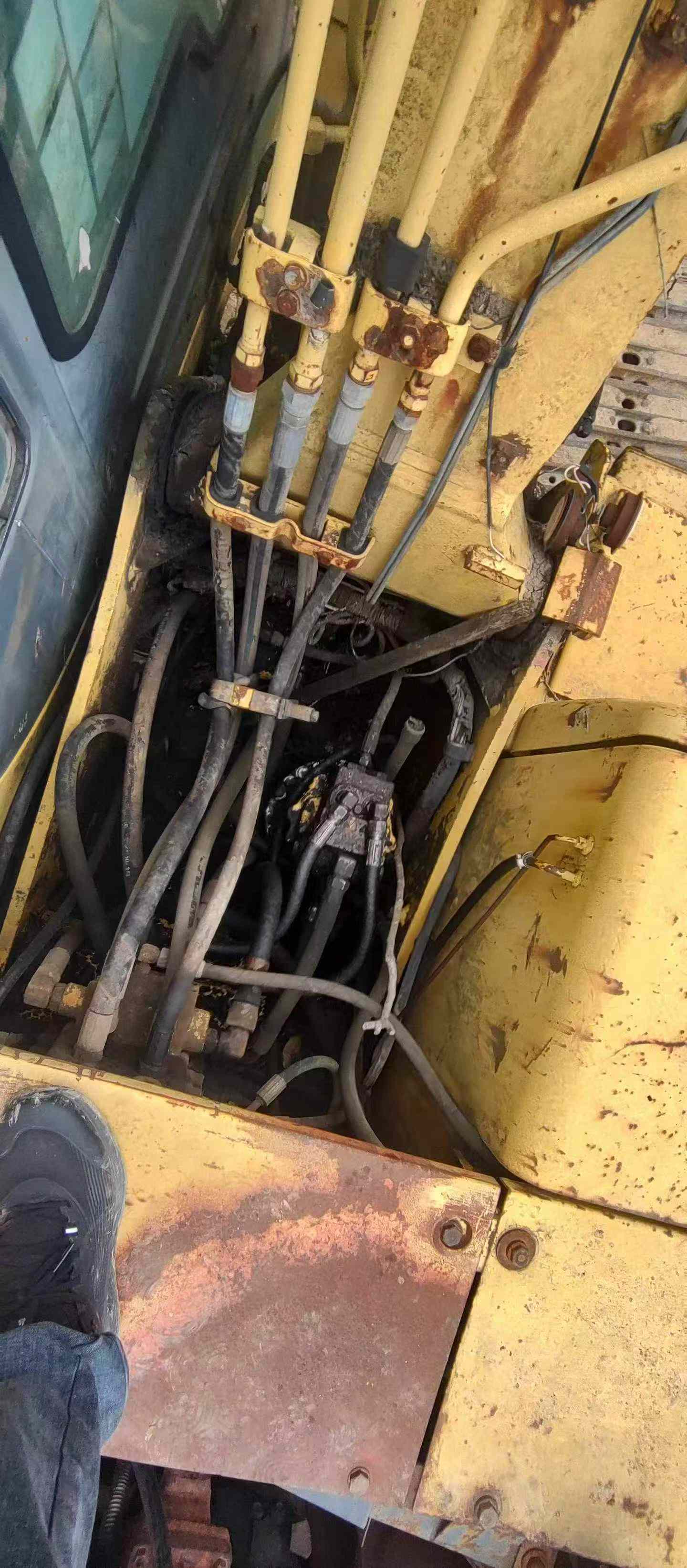 Buy Komatsu PC120-6 Used Excavator / 7