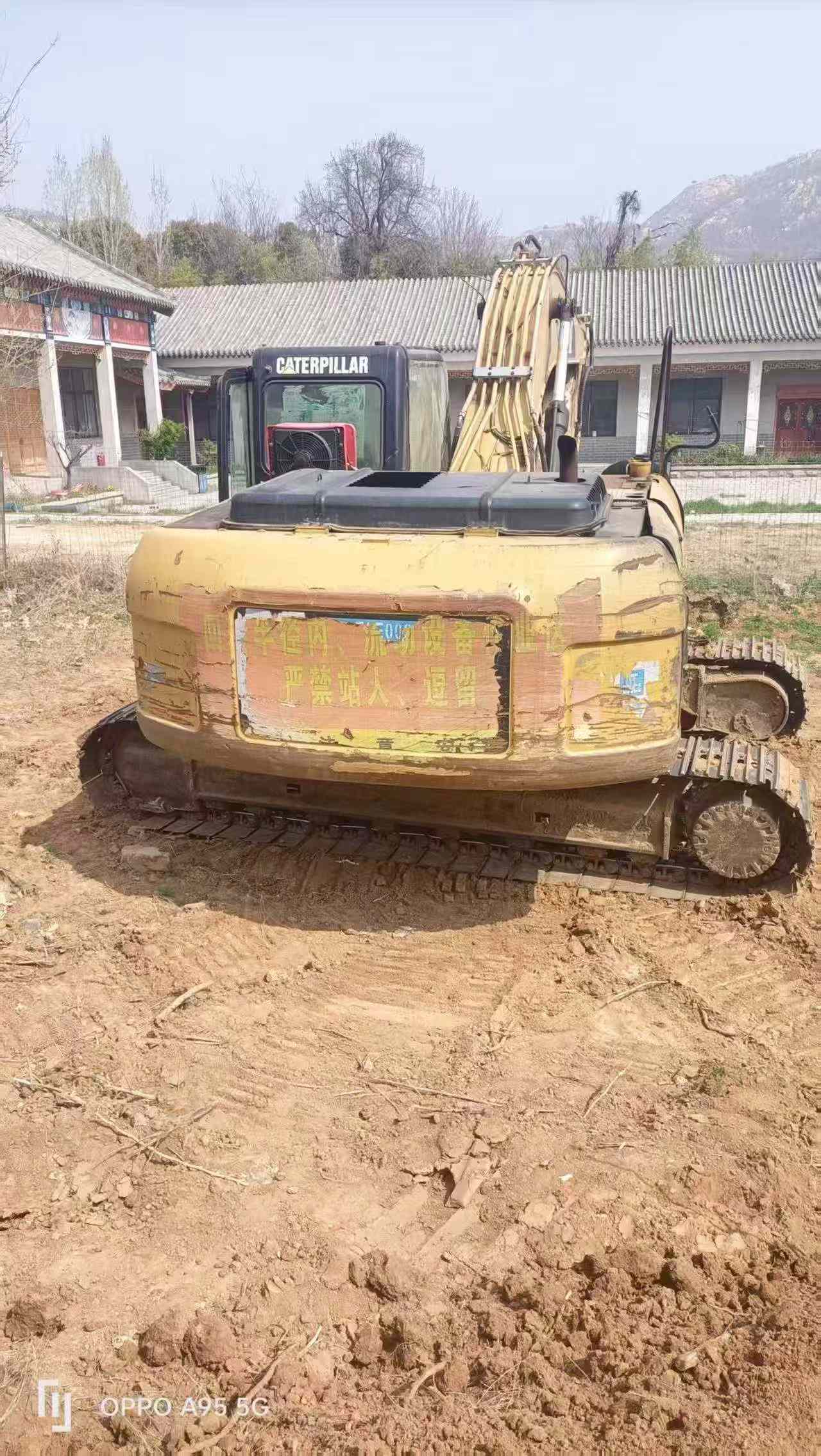 Buy Caterpillar 323DL Used Excavator / 2