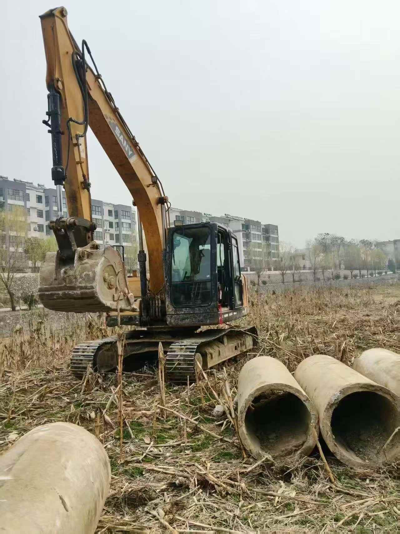 Buy Sany SY135 Used Excavator / 4