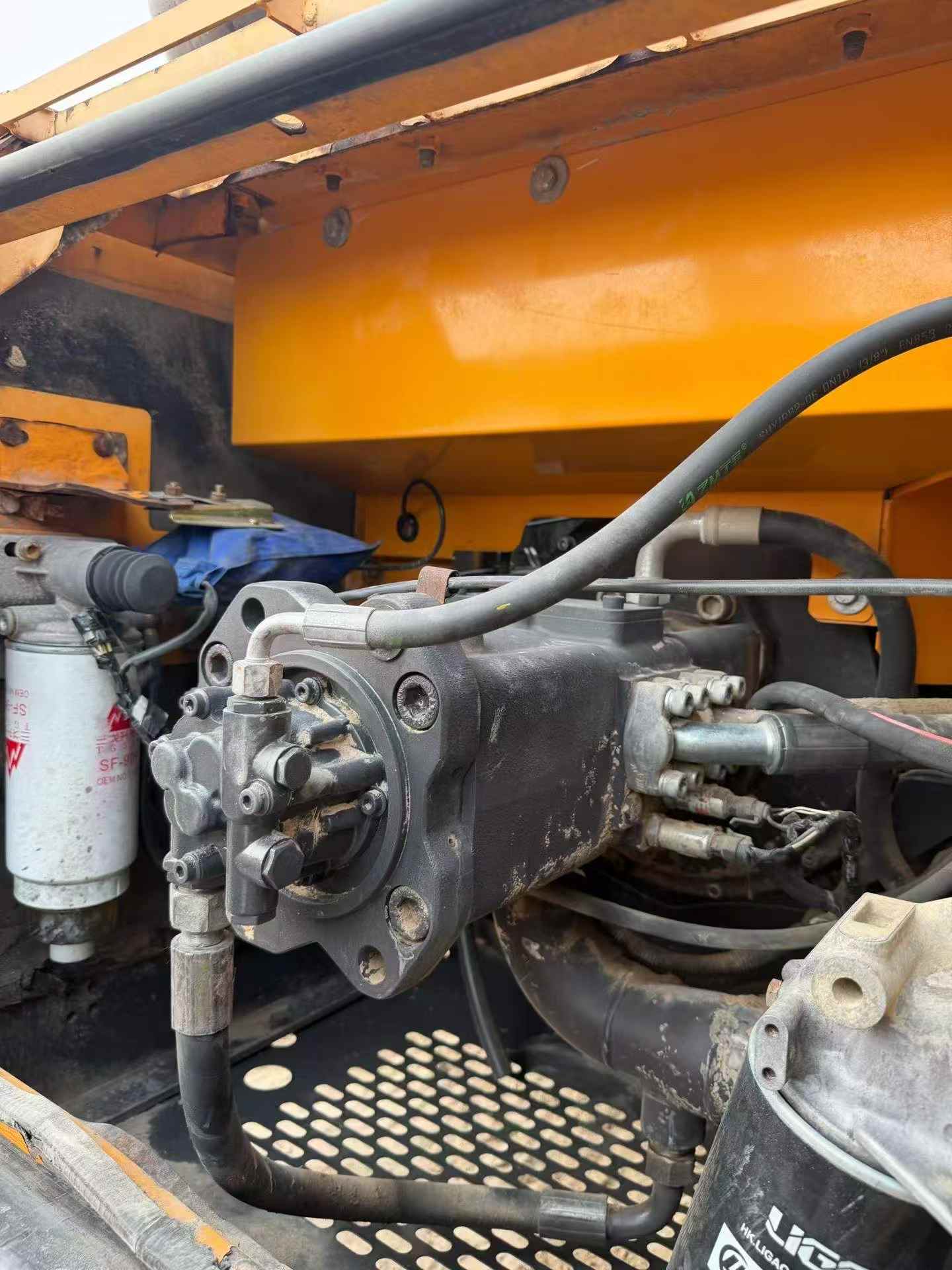 Buy Sany SY215C-8 Used Excavator / 6