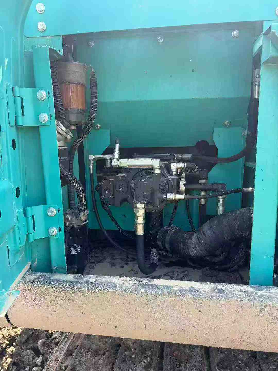 Buy Kobelco SK130 Used Excavator / 9