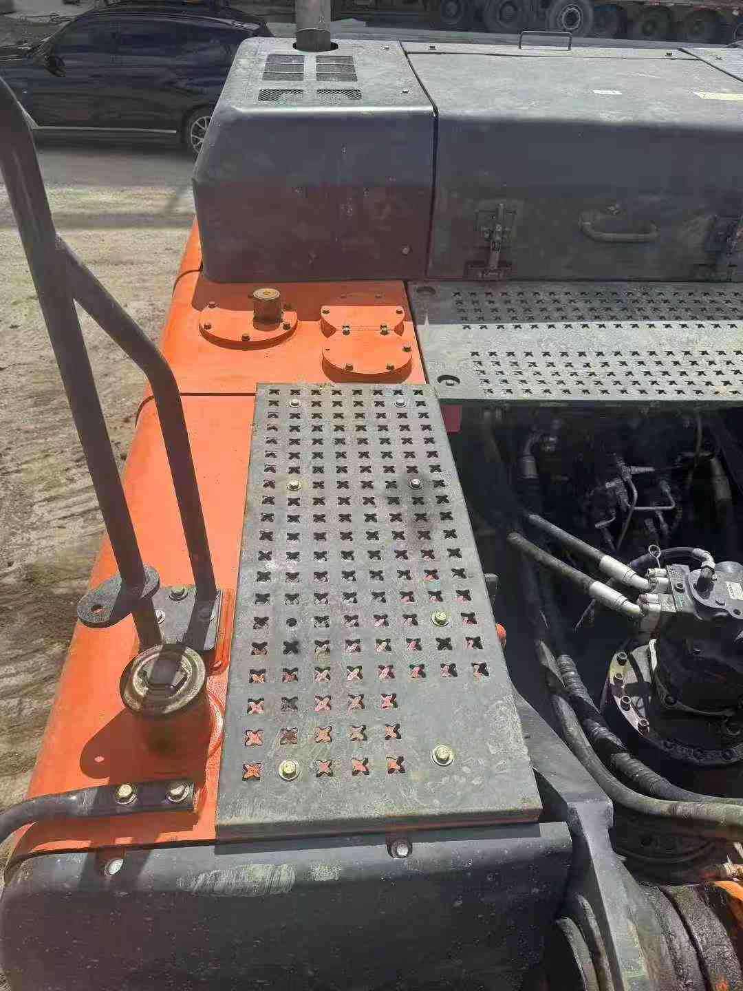 Buy Doosan DH420LC-7 Used Excavator / 3