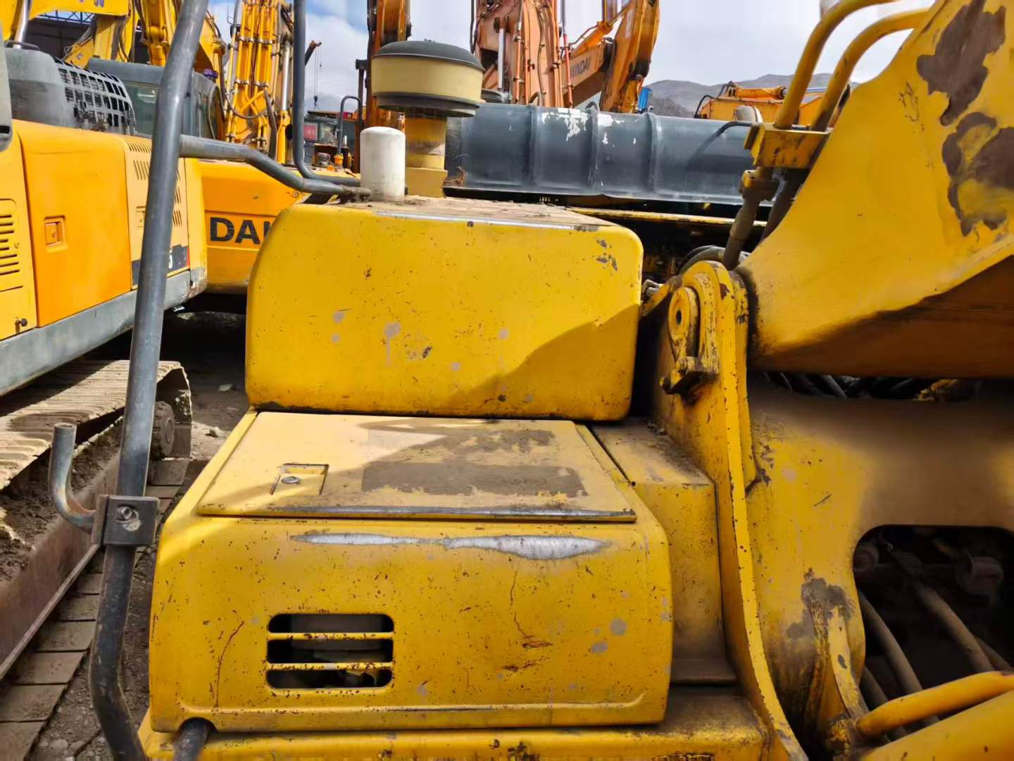 Buy Komatsu PC360-7 Used Excavator / 4