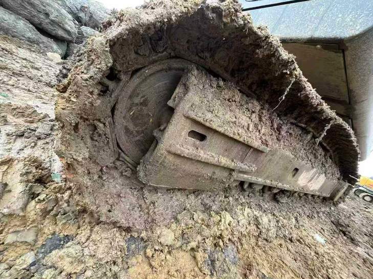 Buy XCMG XE200 Used Excavator / 1