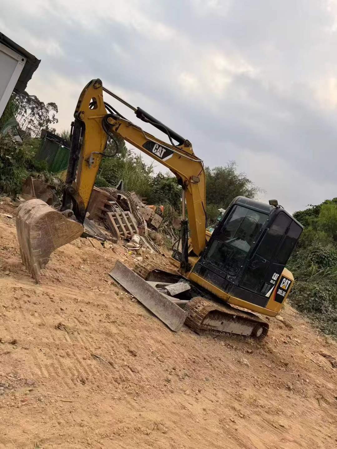 Buy Caterpillar 305.5 Used Excavator / 4